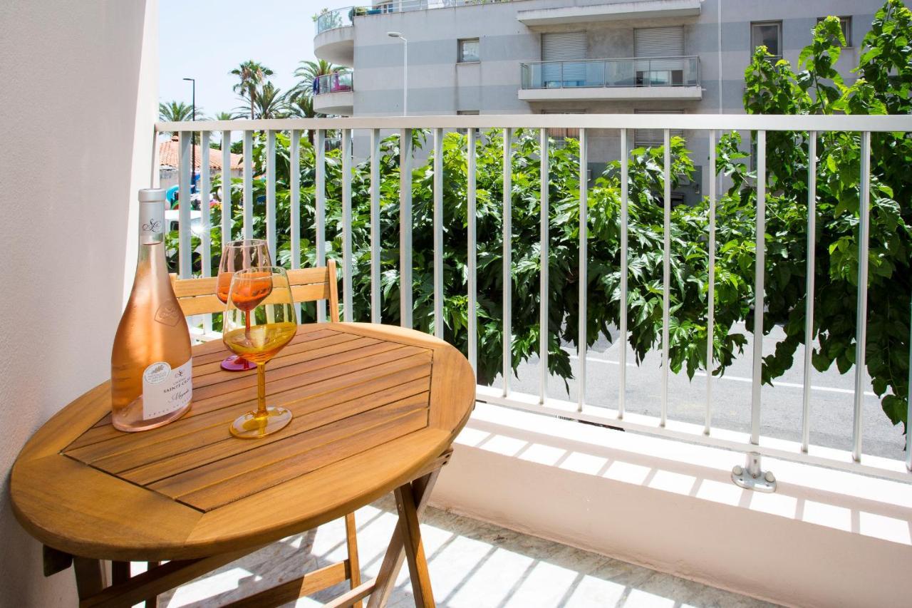 Romantic Sea View Studio, Steps Away From The Beach Antibes Exterior photo